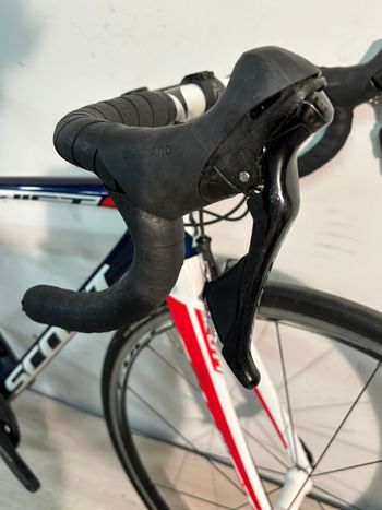 Used Scott Addict 20 disc 2017 2017 Road & Gravel, White — image 3 of 10