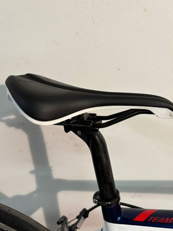 Used Scott Addict 20 disc 2017 2017 Road & Gravel, White — image 6 of 10