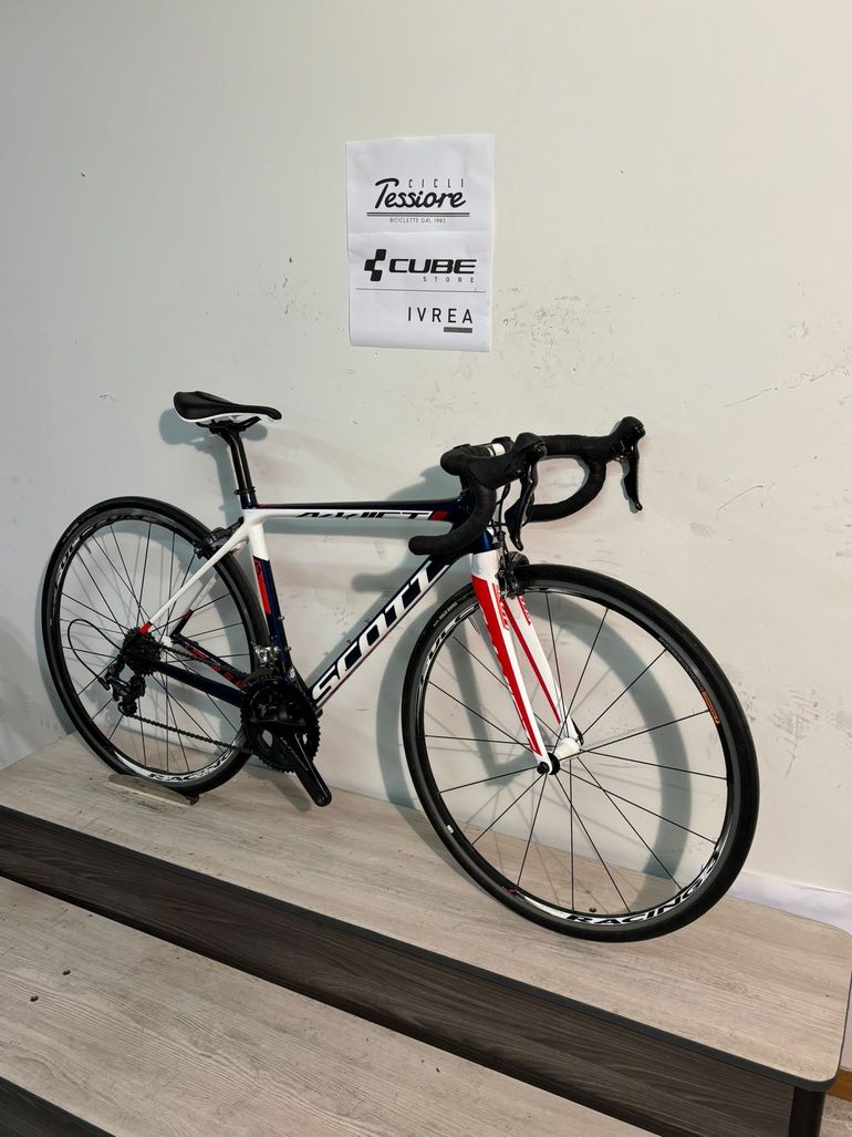 Used Scott Addict 20 disc 2017 2017 Road & Gravel, White — image 2 of 10