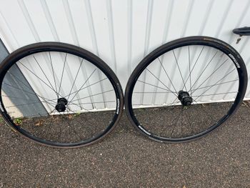 Used Trek Domane 6.2 Disc Compact 2016 2016 Road & Gravel, Blue — image 6 of 6