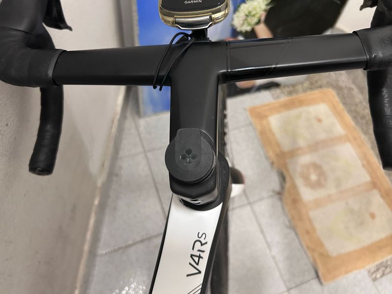 Použité Colnago V4RS 2025 Road & Gravel — obrázek 5 z 8