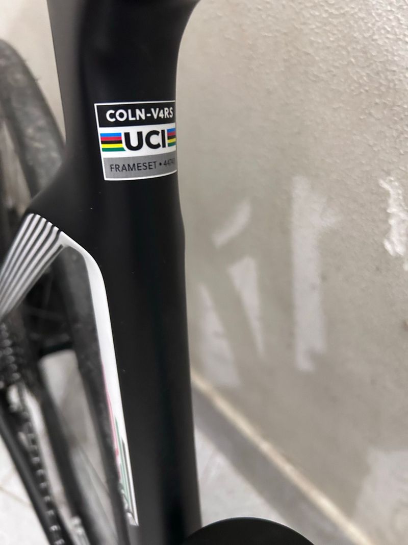 Použité Colnago V4RS 2025 Road & Gravel — obrázek 6 z 8