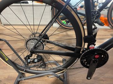 Tweedehands Cervélo R5 Force AXS 2026 2026 Road & Gravel — afbeelding 2 van 5