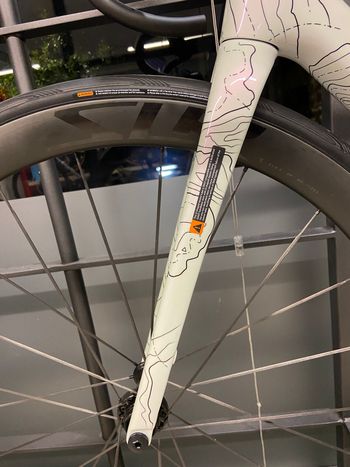 Used Giant Giant TCR Advanced SL Terrain Tracker Frameset Frameset 2026 Road & Gravel, White — image 4 of 11