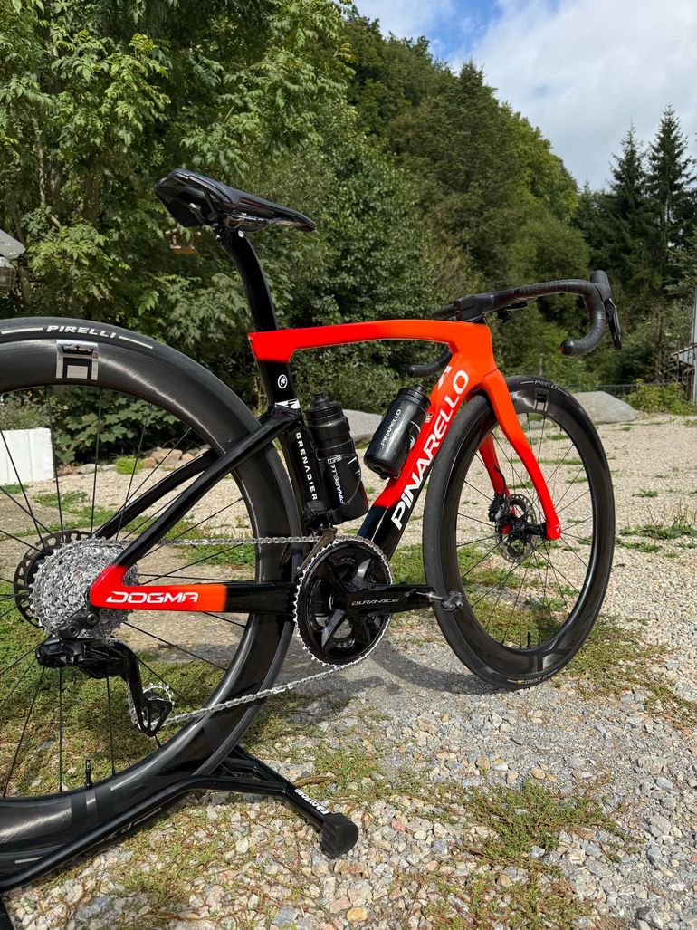 Used Pinarello DOGMA F DURA ACE Di2 2025 Frameset 2025 Road & Gravel, Orange — image 3 of 14