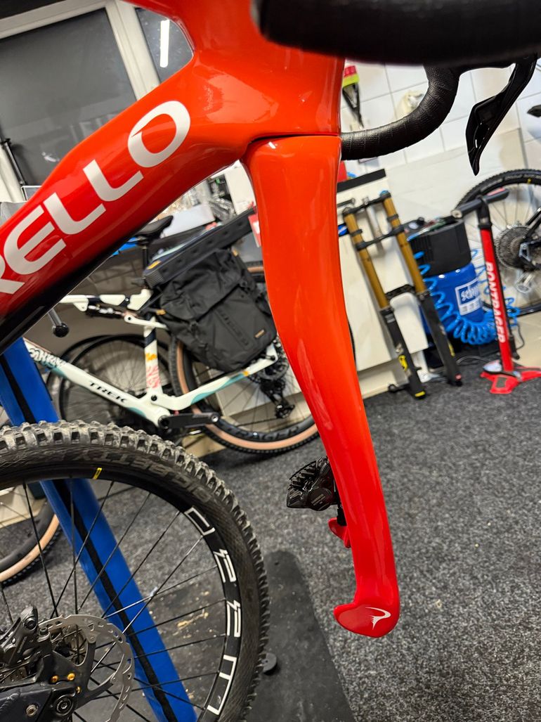 Used Pinarello DOGMA F DURA ACE Di2 2025 Frameset 2025 Road & Gravel, Orange — image 7 of 14