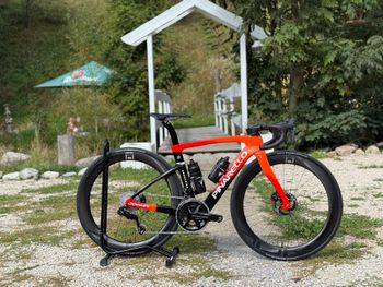 Used Pinarello DOGMA F DURA ACE Di2 2025 Frameset 2025 Road & Gravel