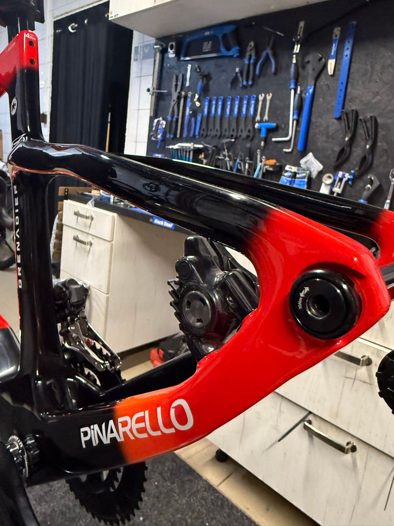 Used Pinarello DOGMA F DURA ACE Di2 2025 Frameset 2025 Road & Gravel, Orange — image 12 of 14