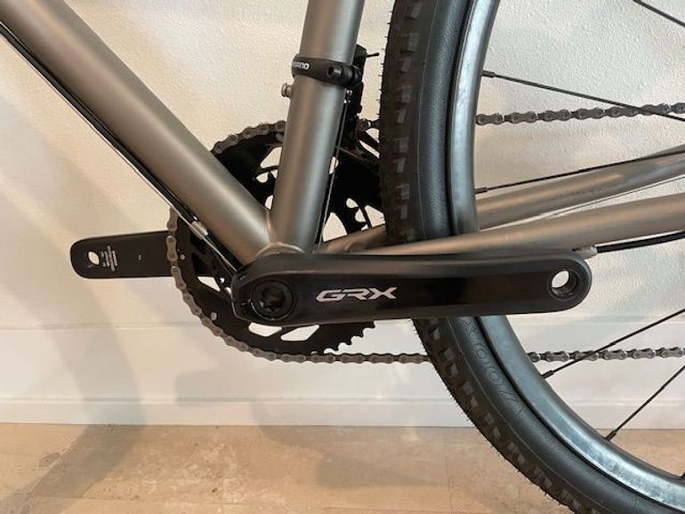 Used Moots 2021 Moots Routt 45 Ti Frame 2025 Shimano GRX 12 Sp. Mechanical Group 2021 Road & Gravel, Light Gray — image 7 of 13
