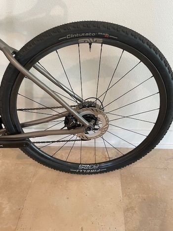 Used Moots 2021 Moots Routt 45 Ti Frame 2025 Shimano GRX 12 Sp. Mechanical Group 2021 Road & Gravel, Light Gray — image 11 of 13
