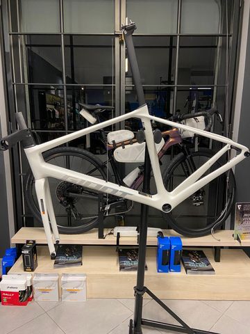 Brugt Giant TCR Advanced Pro Snow Drift Frameset Frameset 2026 Road & Gravel