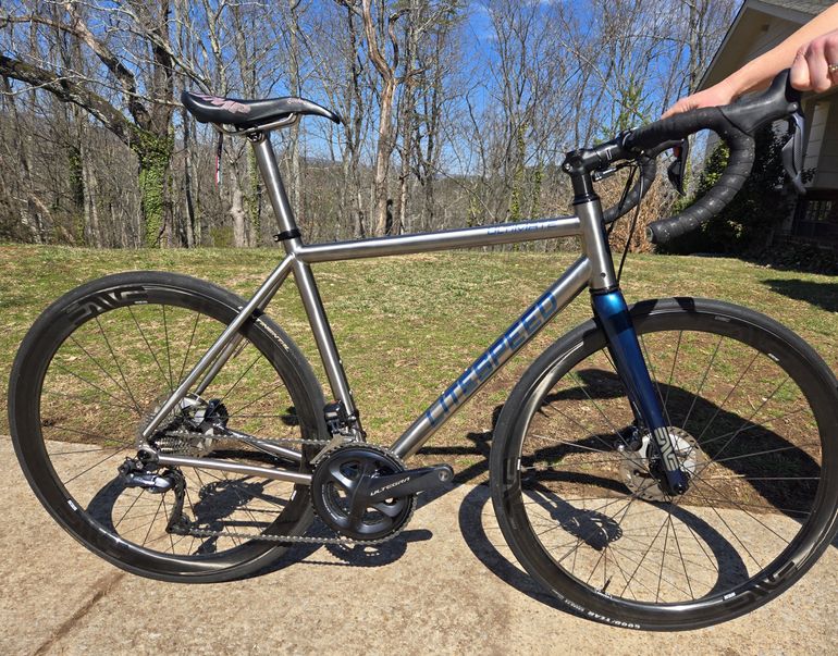 Used Litespeed Ultimate Disc Ultegra Di2 12 Spd 2024 2024 Road & Gravel, Light Gray — image 1 of 6