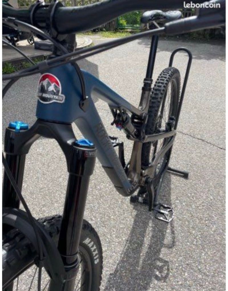 Used Rocky Mountain Instinct Carbon 50 2023 2023 Mountainbike, Blue, 27.5, 29 — image 4 of 4