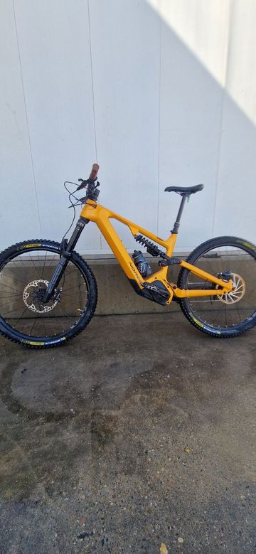 Used Norco Range VLT C2 2023 2023 Mountainbike, Orange, 29 — image 3 of 10