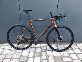Basso, Basso Palta Shimano GRX 800 Poseidon Candy Red Gravelbike