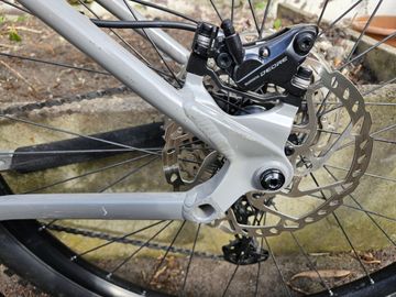 Nukeproof Scout 290 Comp 2021 2021 Mountainbike de segunda mano, Gris claro — imagen 15 de 15