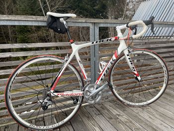 Used Trek Madone 4.7 H2 Compact 2014 2014 Road & Gravel, Weiß — image 5 of 6
