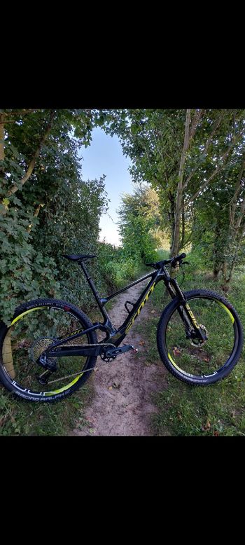 Used Scott Spark RC Team Issue 2023 2023 MTB