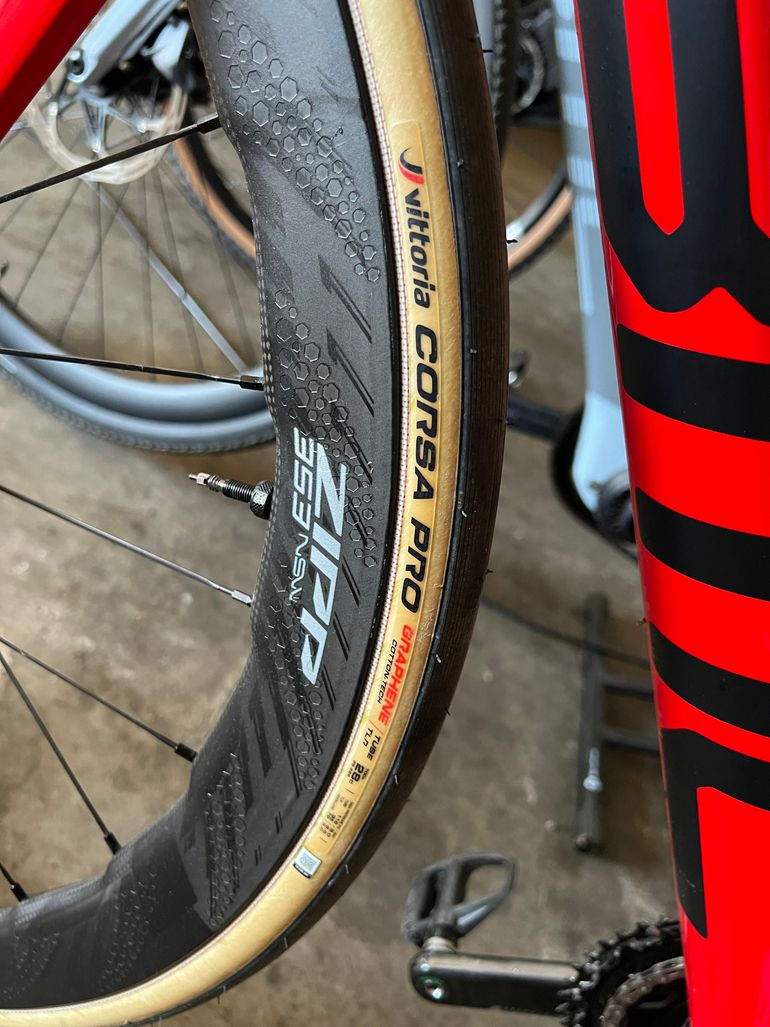 Used BMC Teammachine SLR01 ONE 2023 2023 Road & Gravel, Red — image 5 of 12