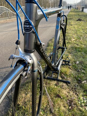Used Trek 5200 2006 2006 Road & Gravel, Light Gray — image 7 of 10