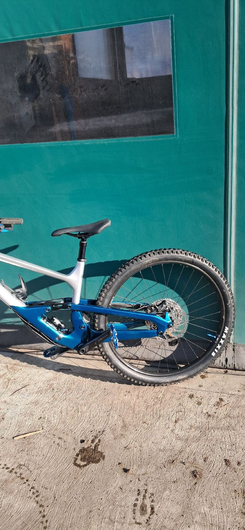 Used Cannondale Jekyll Shimano Deore XT Di2 2024 Mountainbike, White — image 9 of 10