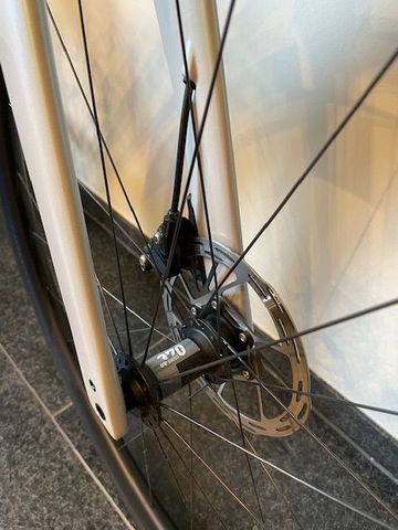 Brugt Specialized Roubaix SL8 Expert 2024 2024 Road & Gravel — billede 9 af 12