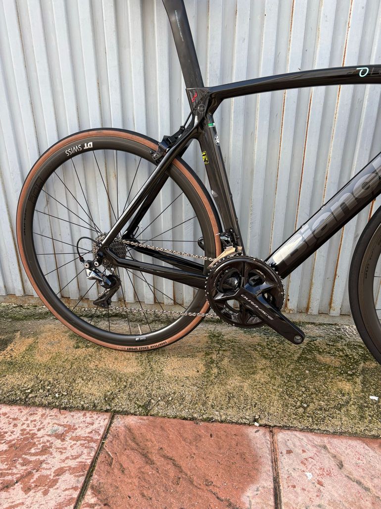 Used Bianchi Oltre XR.4 Dura Ace 2017 2017 Road & Gravel, Black — image 2 of 5