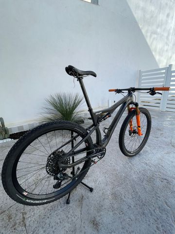 Leonardi Racing Naghi 29 2019 Mountainbike usato, Nero — immagine 3 di 7