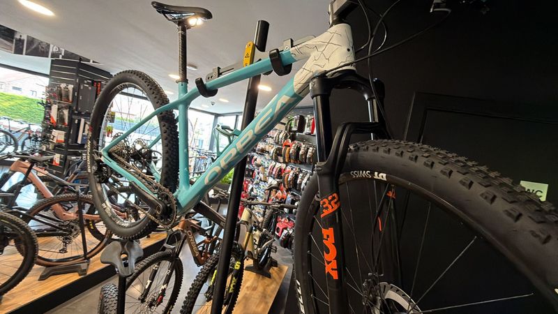 Used Orbea Alma Carbone 2022 MTB
