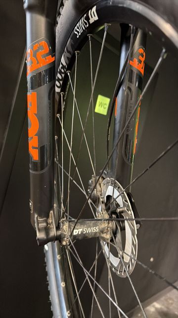 Gebrauchtes Orbea Alma Carbone 2022 Mountainbike, Weiß — Bild 5 von 6
