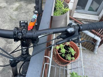 Used Trek 3500 D 2016 2016 Mountainbike, Black, 26 — image 3 of 9