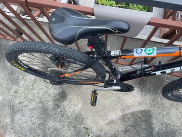 Used Trek 3500 D 2016 2016 Mountainbike, Black, 26 — image 8 of 9
