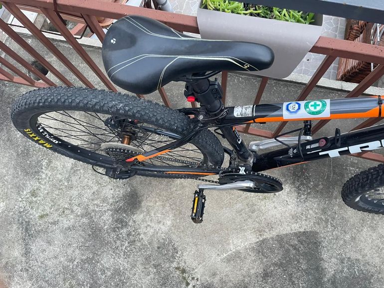 Used Trek 3500 D 2016 2016 Mountainbike, Black, 26 — image 8 of 9