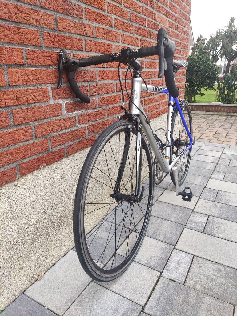 Used Bianchi Via Nirone 7 2009 Road & Gravel, Blue — image 9 of 15