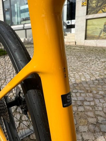 Brugt Scott Addict RC 10 2025 2025 Road & Gravel — billede 4 af 6