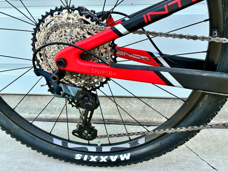 Used Intense SNIPER XC EXPERT 2023 2023 Mountainbike, Red, 29 — image 5 of 19