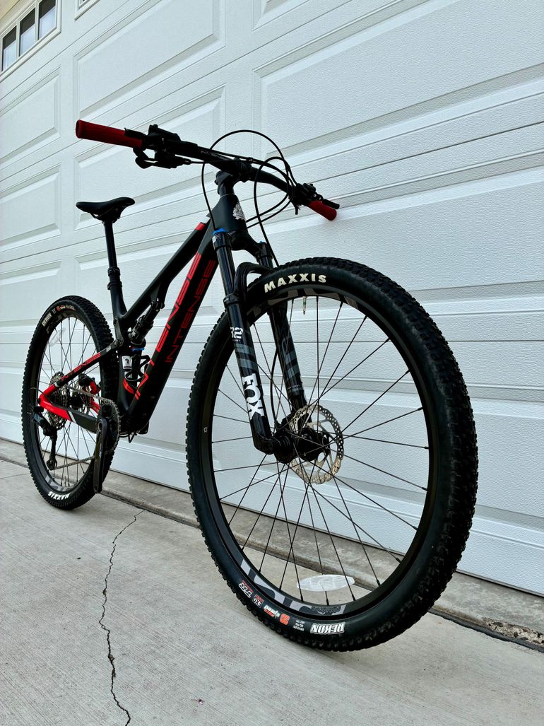 Used Intense SNIPER XC EXPERT 2023 2023 Mountainbike, Red, 29 — image 3 of 19