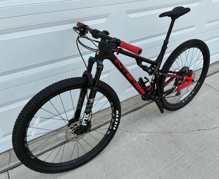 Used Intense SNIPER XC EXPERT 2023 2023 Mountainbike, Red, 29 — image 13 of 19