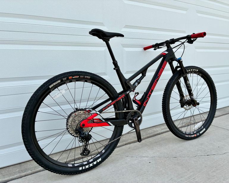 Used Intense SNIPER XC EXPERT 2023 2023 Mountainbike, Red, 29 — image 4 of 19