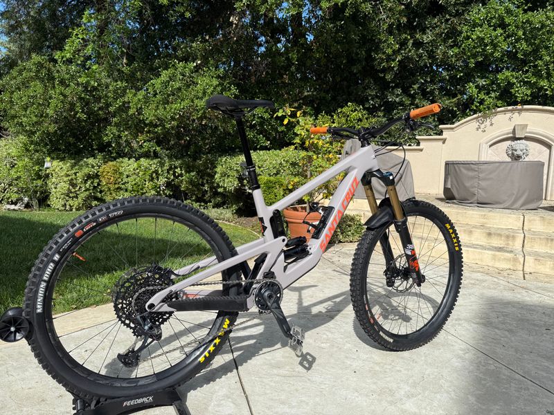 Used Santa Cruz NOMAD X01 / Air / Carbon CC / MX 2023 2023 MTB