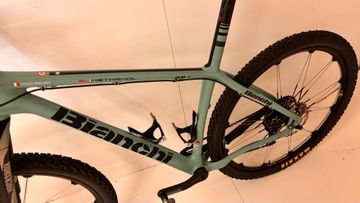 Used Bianchi Methanol Sl 2017 Mountainbike, Green — image 7 of 14