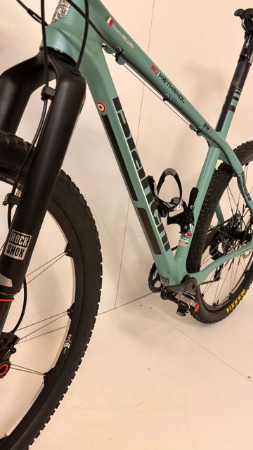 Used Bianchi Methanol Sl 2017 Mountainbike, Green — image 6 of 14