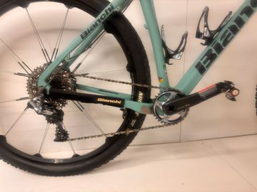 Used Bianchi Methanol Sl 2017 Mountainbike, Green — image 3 of 14