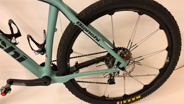 Used Bianchi Methanol Sl 2017 Mountainbike, Green — image 4 of 14