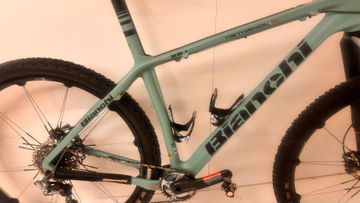 Used Bianchi Methanol Sl 2017 Mountainbike, Green — image 11 of 14