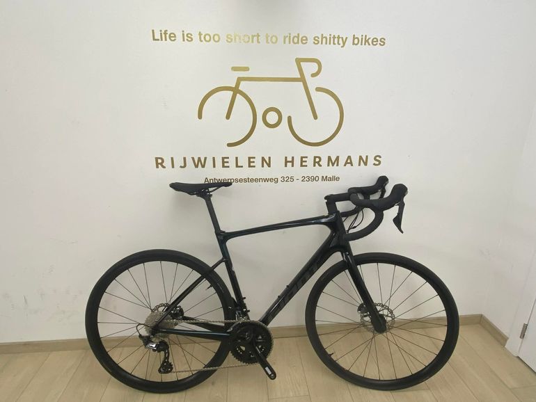Used Giant Defy Advanced 1 2022 2022 Road & Gravel — image 1 of 6