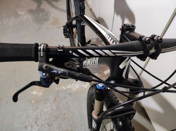 Used Specialized Stumpjumper Expert Carbon 29 World Cup 2016 2016 Mountainbike, Black, 29 — image 9 of 9