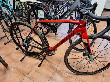 Used Specialized Crux Shimano Dura Ace 2017 Road & Gravel, Red — image 2 of 11
