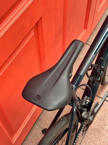 Used Scott Addict 20 2025 2025 Road & Gravel, Verde — image 2 of 9