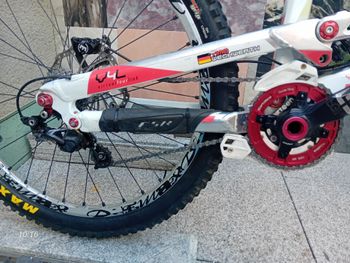 Gebrauchtes YT Industries Tues 2.0 World Cup Limited Edition 2012 Mountainbike, Weiß, 26 — Bild 3 von 7